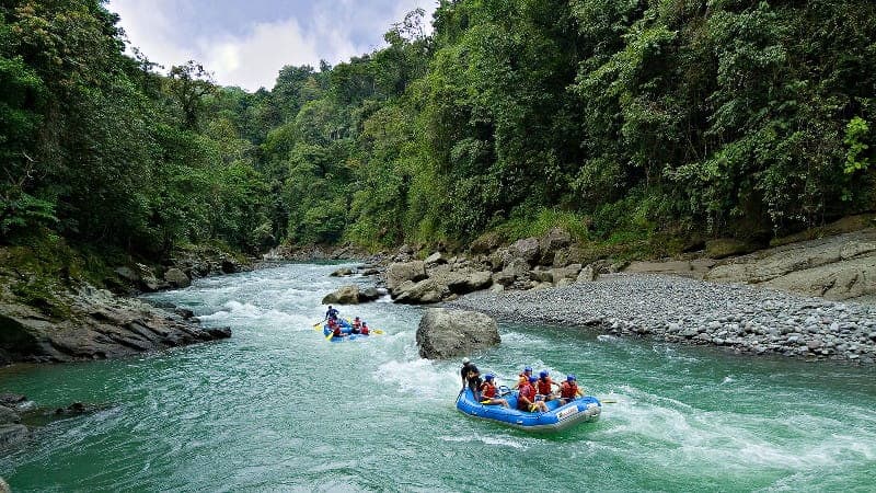 can you visit costa rica in december