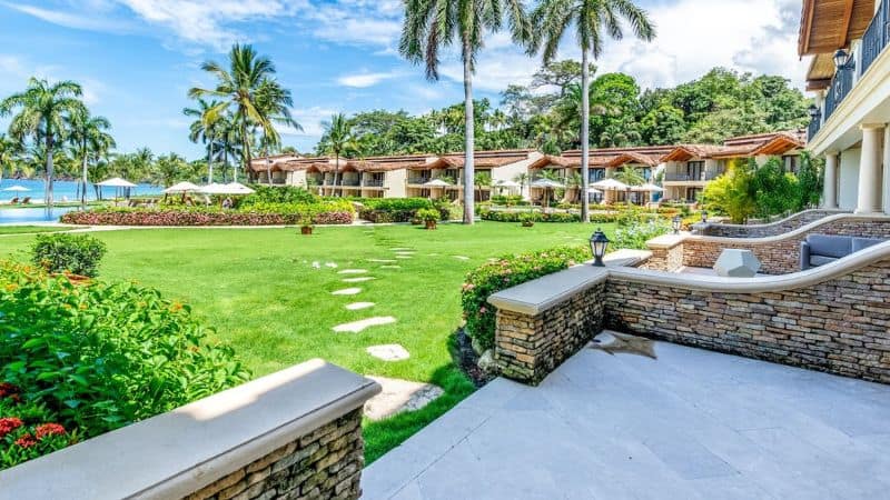 vacation rental property in Costa Rica with a path to the ocean